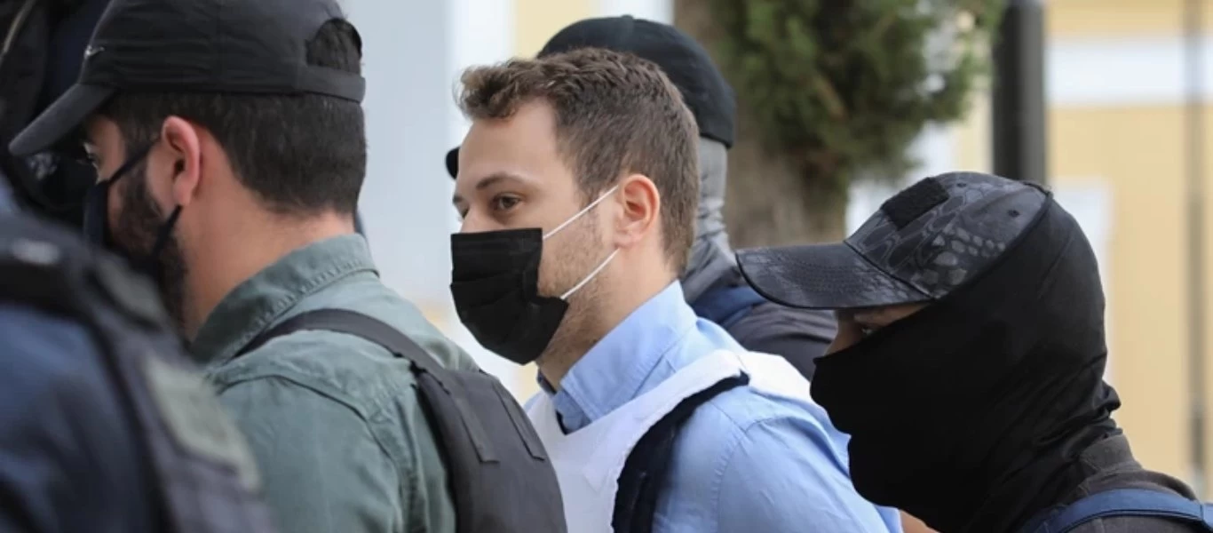 Έγκλημα στα Γλυκά Νερά - Sun: «Επικίνδυνος άνθρωπος ο 33χρονος συζυγοκτόνος» (φώτο)